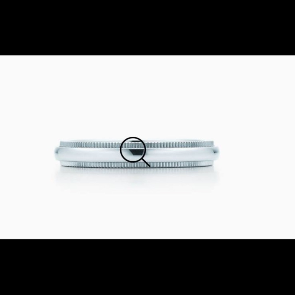 Tiffany miligrain edge platinum ring 2mm